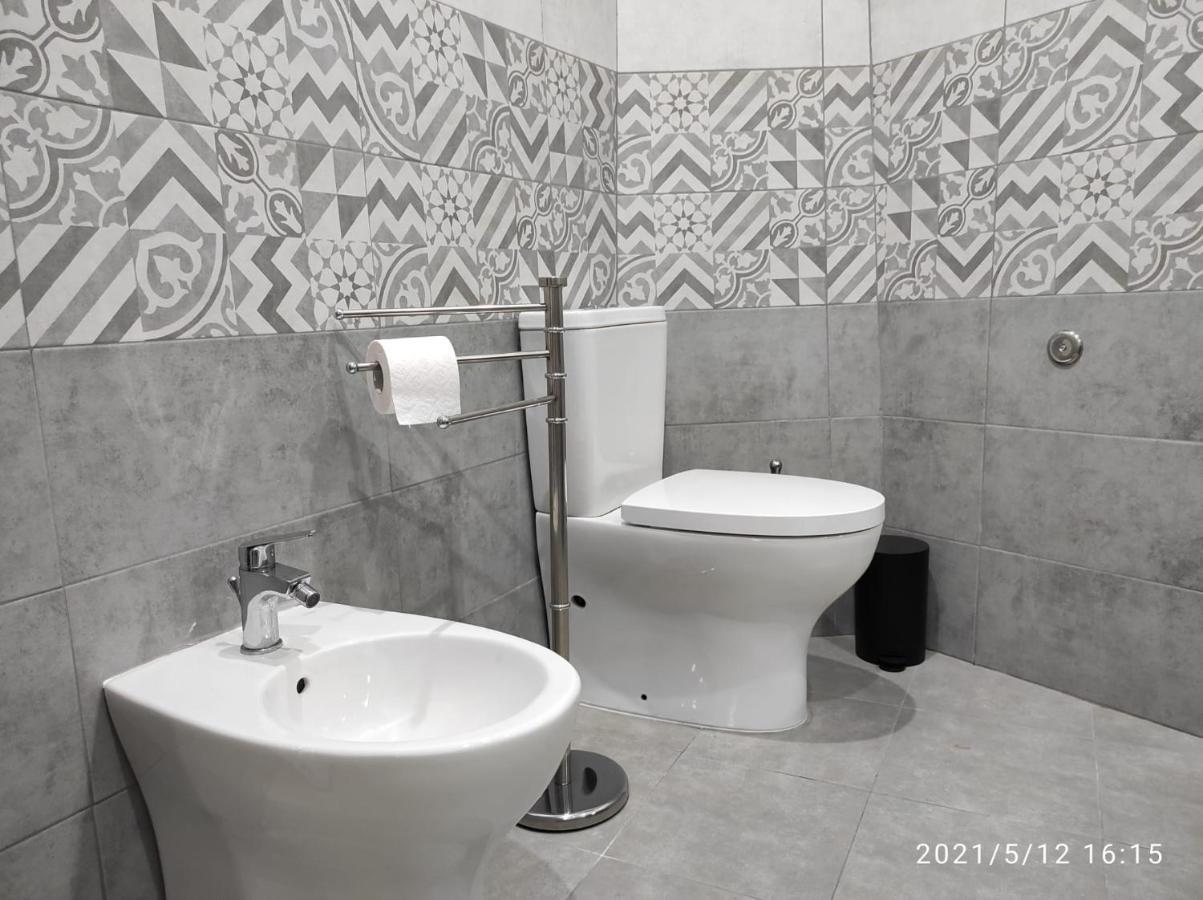 Soel Holiday Apartment Катанія Екстер'єр фото